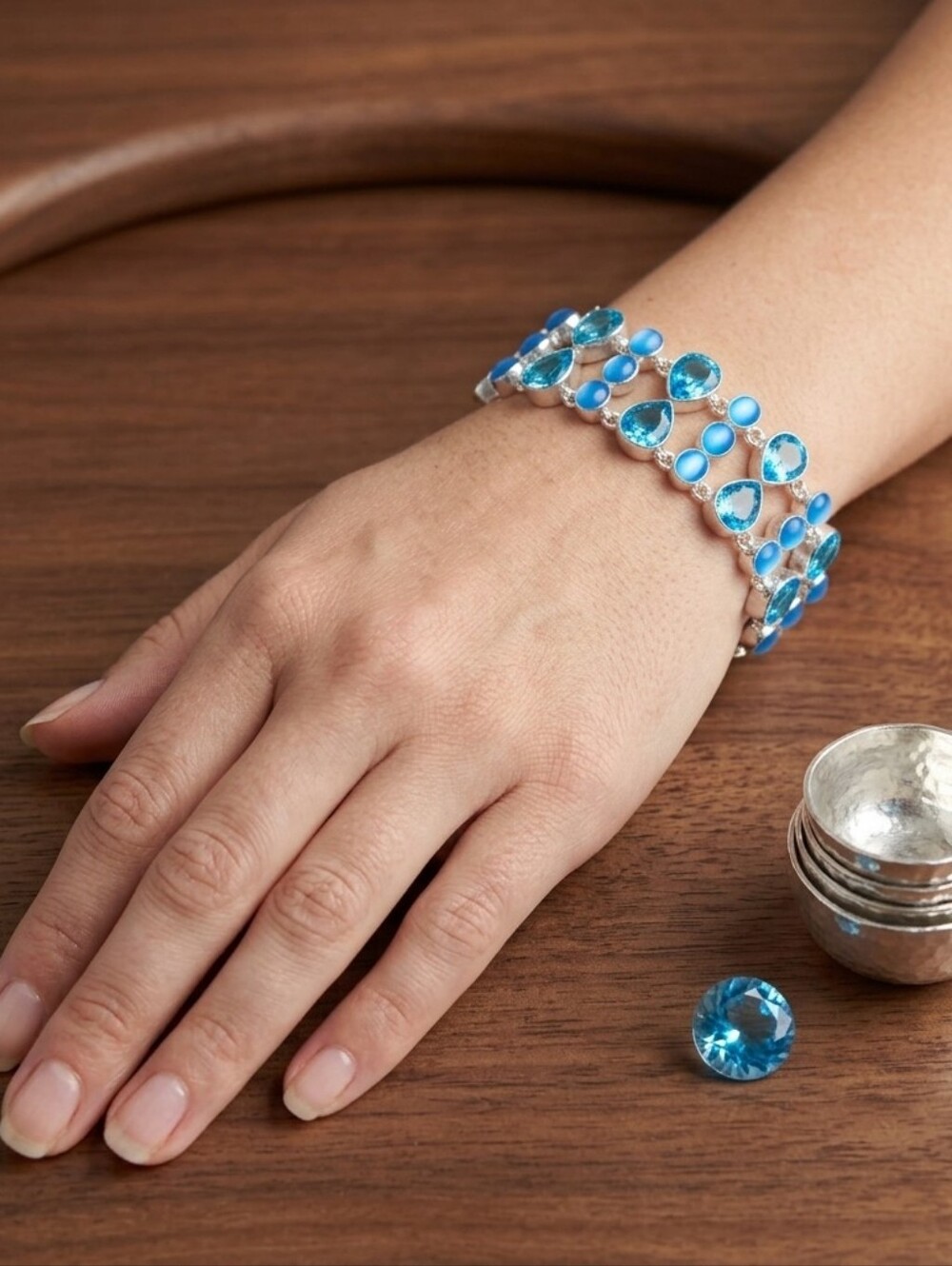 Stunning "BLUE TOPAZ & BLUECATS EYE" Handmade Sterling Bracelet